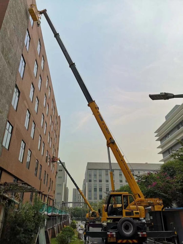 安居汽车吊出租哪家好，选择最靠谱的服务商指南