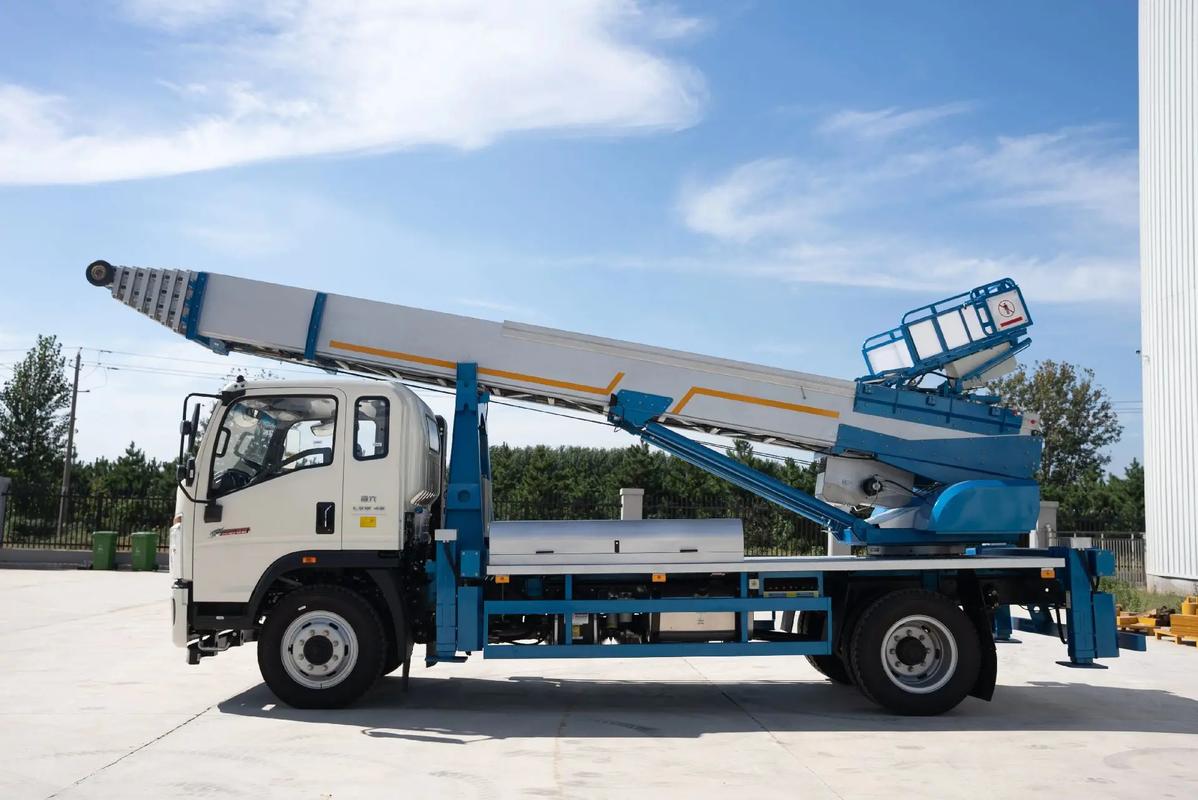 安居云梯上料车租赁费用