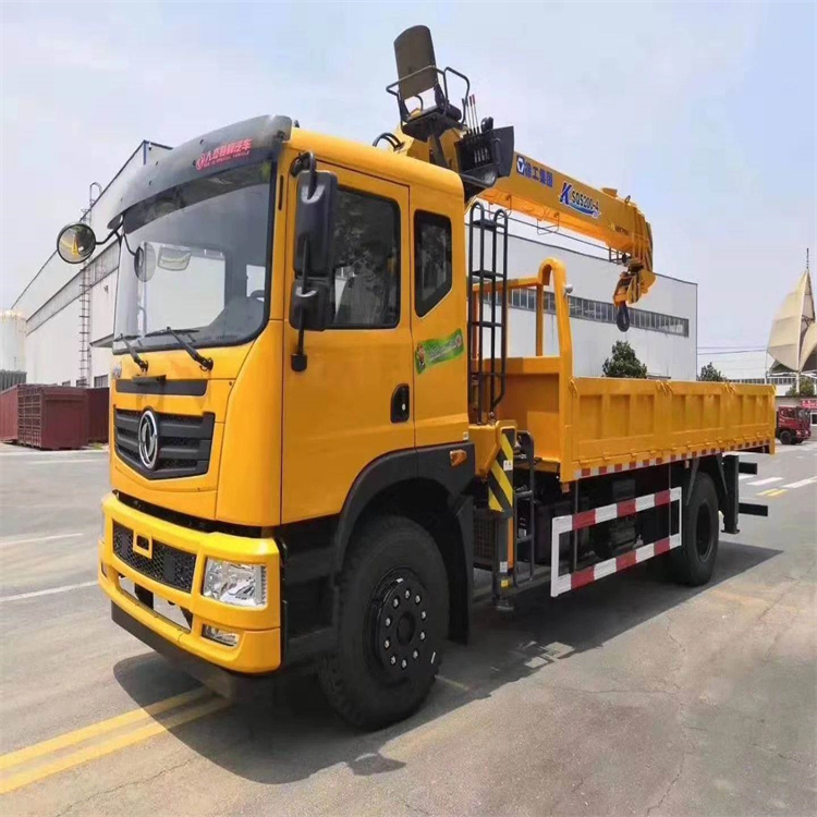 安居附近找一辆随车吊出租