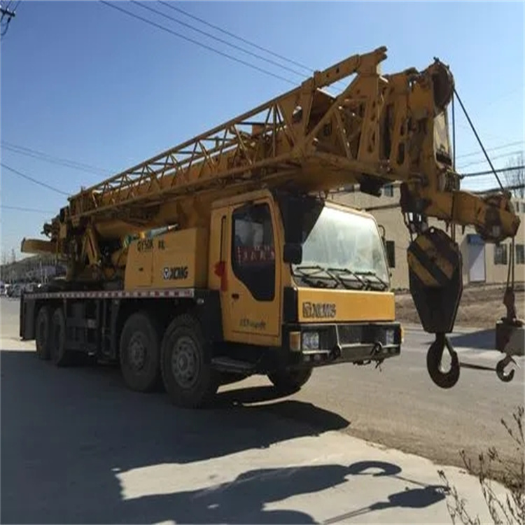 安居哪里有专业吊车出租